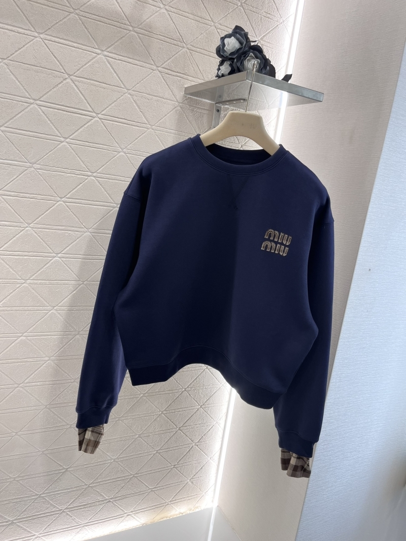 Miu Miu sets